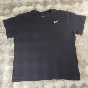 Nike Men's Dark Blue Short Sleeve Tee